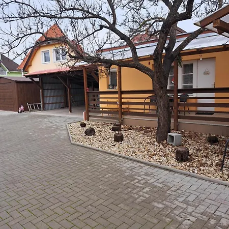 Nagymacko Kuckoja Apartment *